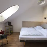 Lägenhet Plitzner Belvarosi Apartmanhaz *