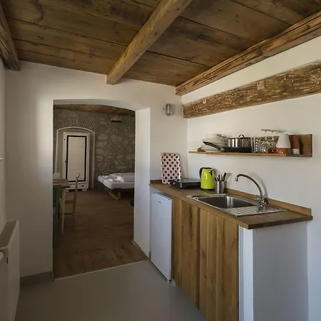 شقة Plitzner Belvarosi Apartmanhaz