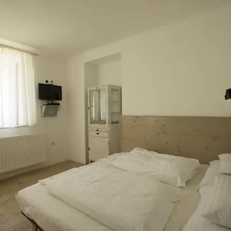 شقة Plitzner Belvarosi Apartmanhaz