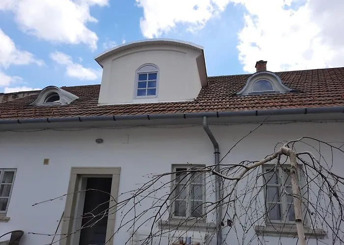Plitzner Belvarosi Apartmanhaz 아파트 에게르
