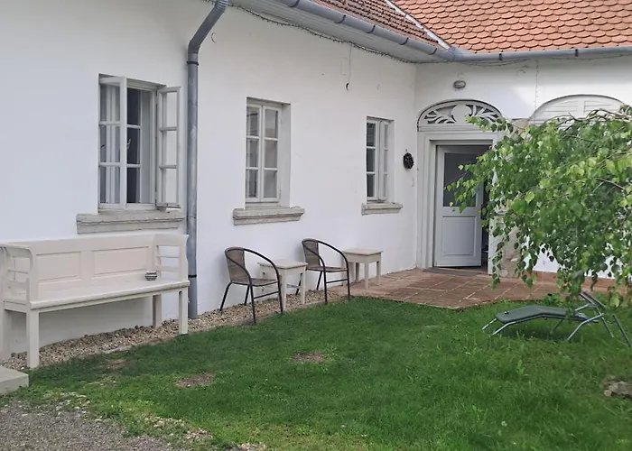 아파트 Plitzner Belvarosi Apartmanhaz 에게르